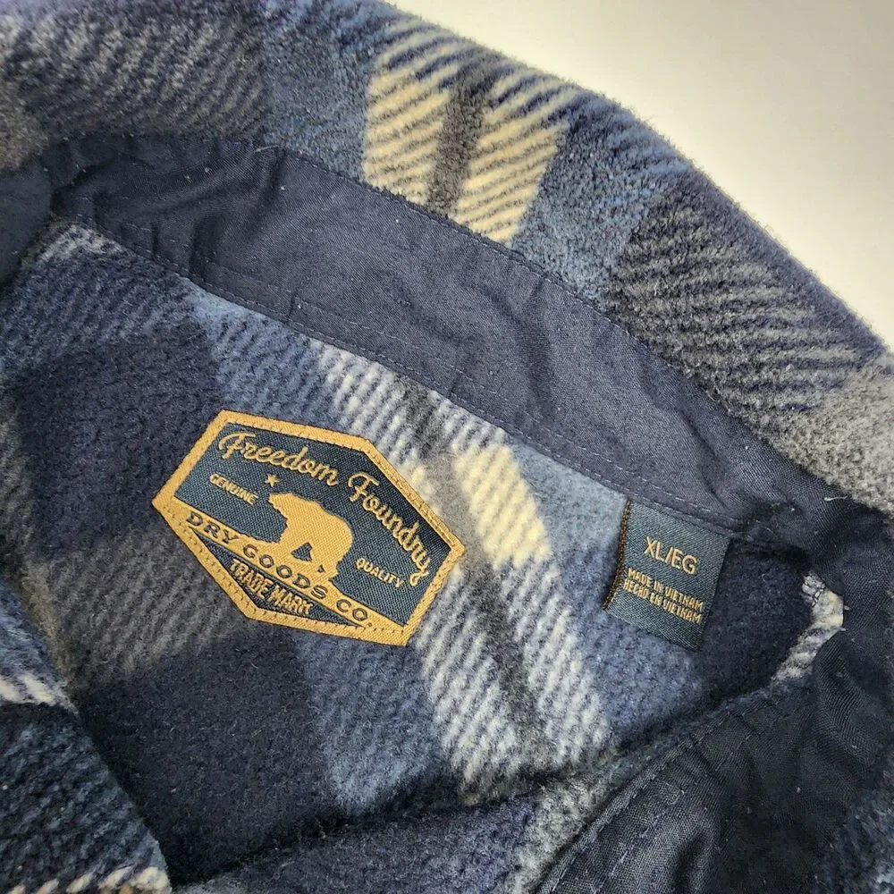 Freedom Foundry Plaid Fleece Shirt Jacket Men's XL Blue Shacket Button Front